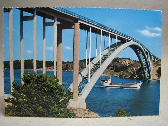 Almöbron Tjörn och Orustleden 1967 Bohuslän skrivet Äldre vykort