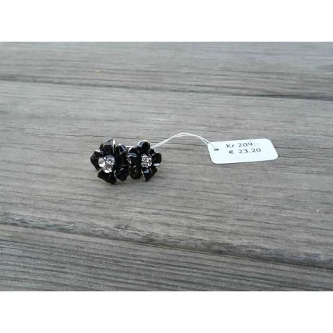 Ny söt silverfärgad ring med 2 små svarta blommor, nickelfri vitmetall, S/M eller L
