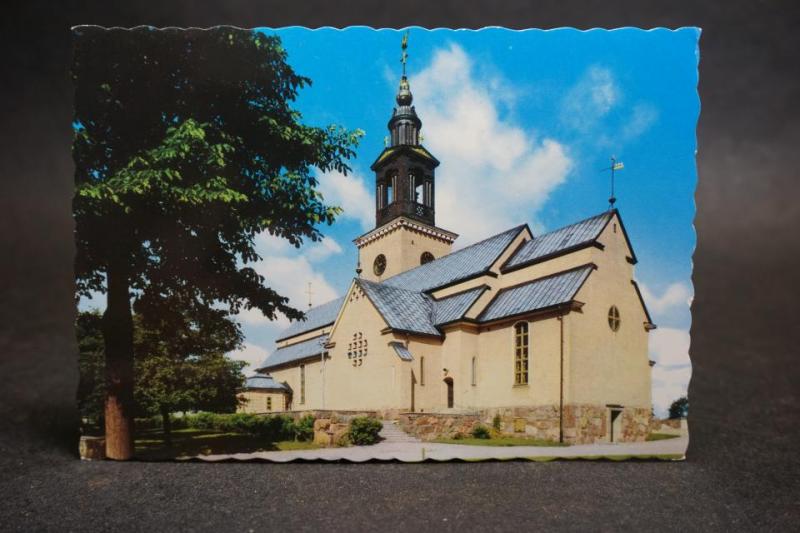 Staffanskyrka - Uppsala Stift //  1 äldre vykort