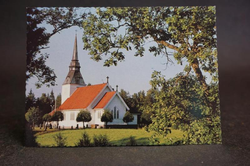 Valdshult kyrka - Skara Stift //  2 äldre vykort