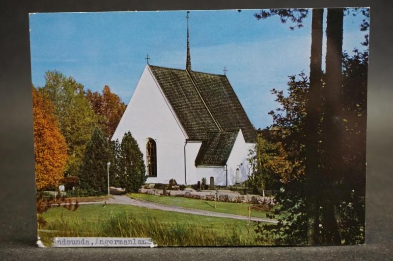 Grundsunda kyrkan - 2  äldre vykort  -  Härnösands Stift
