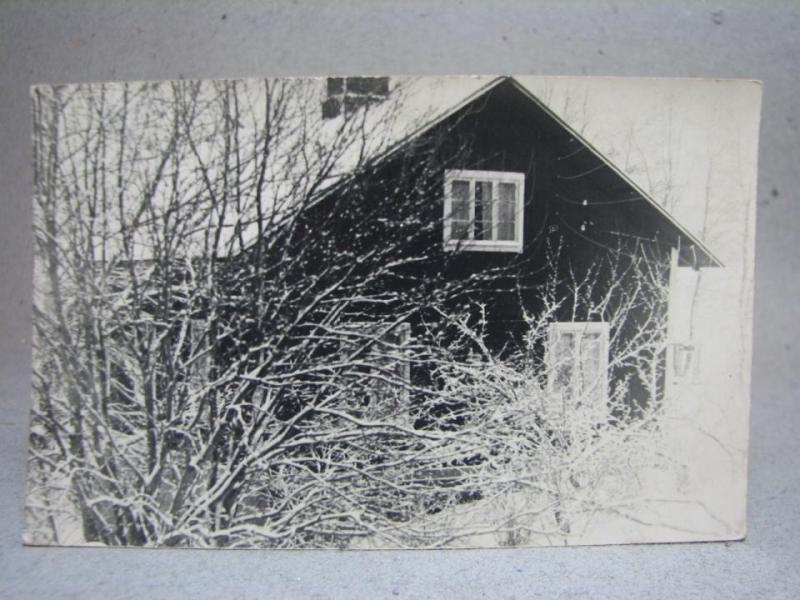gammalt vykort = Fotografi på Hus - Adresserat till Elin Juhlander Enviken