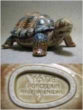 Sköldpadda med avtagbar sköld - Porslin - Stämplad: Wade Porcelain England