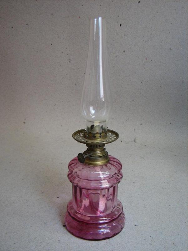 Fotogenlampa med brännrör - äldre - Glas och mässing