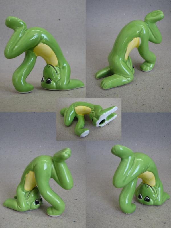 Figurin grön groda