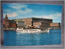 Vykort - Färjan Express framför slottet  Stockholm 