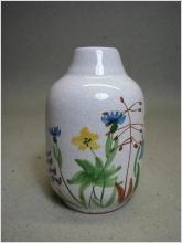 Fin Keramikvas med sommarblommor Stämplad 