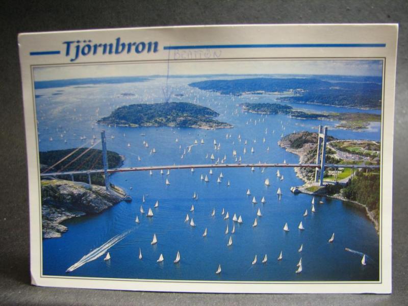 Vykort - Bohuslän - Tjörnbron med båtar