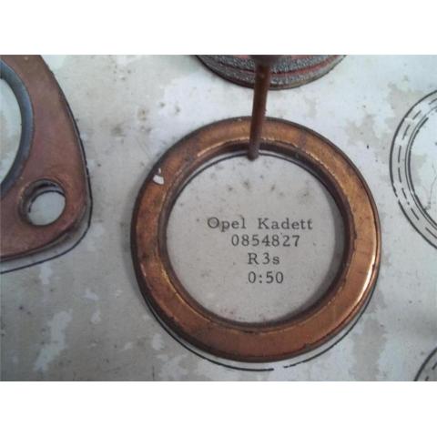 Ny Avgaspackning. Opel Kadett. 30 tal