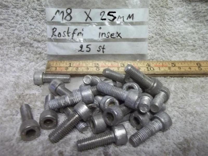 25 st. M8 x 25 mm. Insexbult. ( Rostfritt stål ) LÄS TEXT