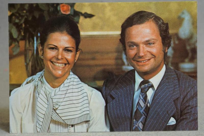 Äldre Vykort -  H.M. Konung Carl XVI Gustaf och Fröken Silvia Sommerlath  Förlovning 12/3 1976