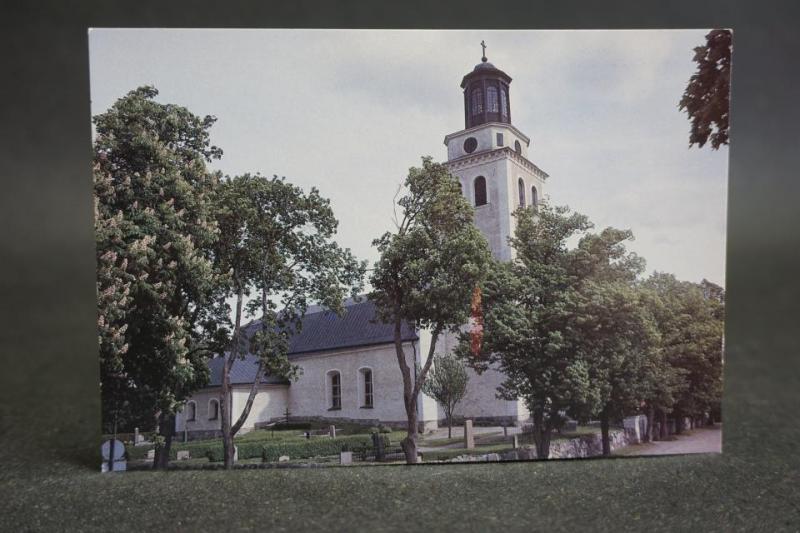 Dingtuna kyrka  - 4 äldre vykort - Västerås Stift