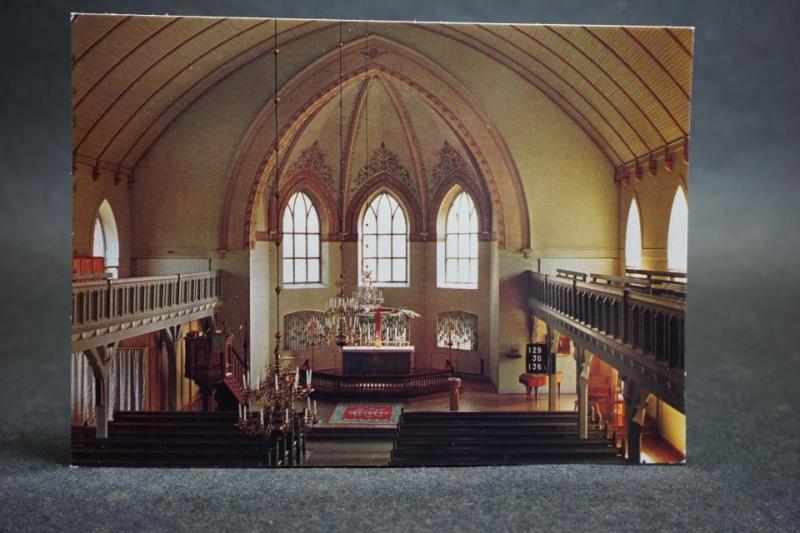 Trönö nya kyrka - Uppsala Stift //  1 äldre vykort