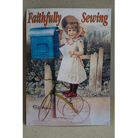 Plåtskylt Faithfully Sewing i relief Söt flicka lämnar brev
