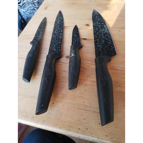 Fyra knivar