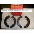 Bromsbackar Bak.Renault R4,R16,R20,R25 + Peug 204. 305