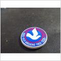 Fin pins med en Fredsduva 