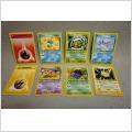 Bunt 8 stycken Pokemon kort