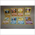 Bunt 8 stycken Pokemon kort