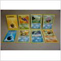 Bunt 8 stycken Pokemon kort