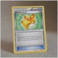 Pokemon Furious Fists Sparkling Robe 99 111 NM