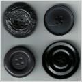 Retro vintage 4 äldre olika knappar 26 - 33 mm 